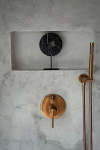 Bazar Bizar Marmeren Sculptuur Disc On Stand Zwart 15 x 7 x 25 cm