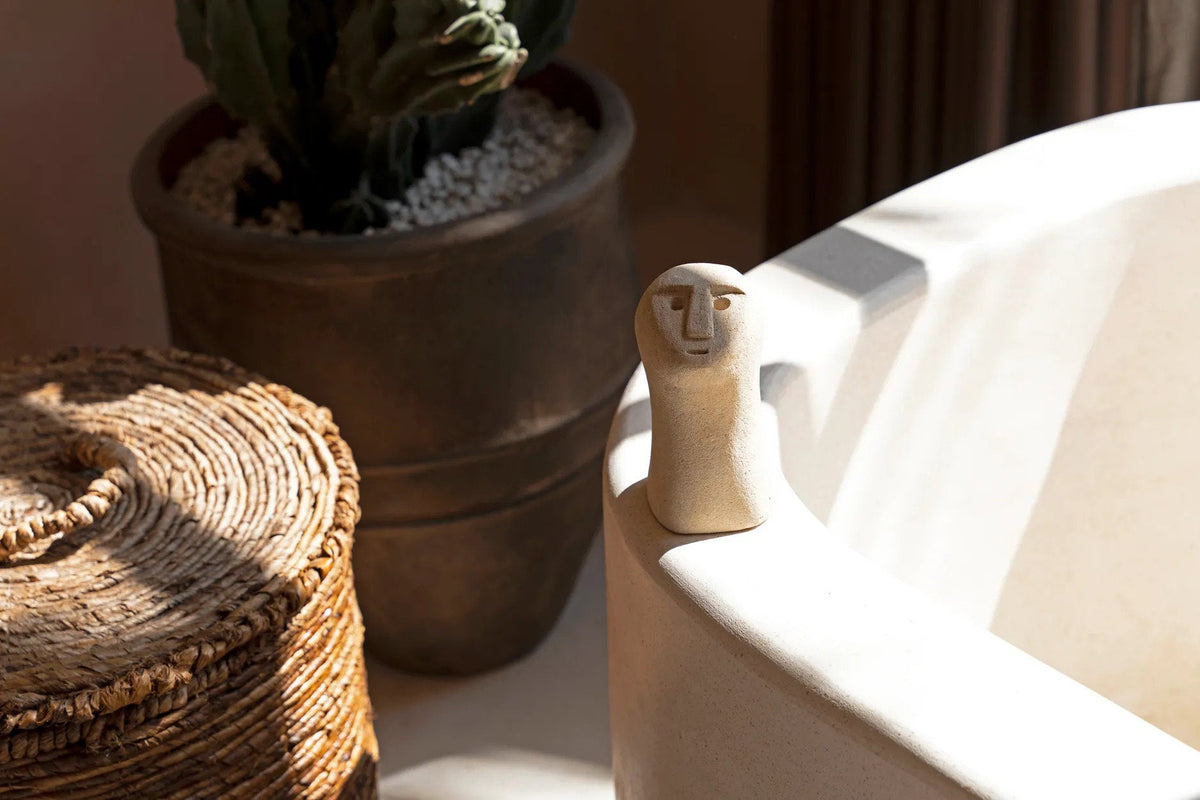 Bazar Bizar Zandstenen Sculptuur Sumba Naturel 8 x 8 x 17 cm