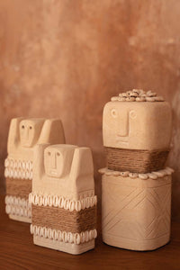 Bazar Bizar Zandstenen Sculptuur Sumba Naturel 8 x 4 x 14 cm