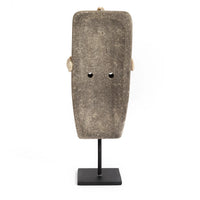 Bazar Bizar Zandstenen Sculptuur Sumba On Stand Grijs 10 x 5 x 32 cm