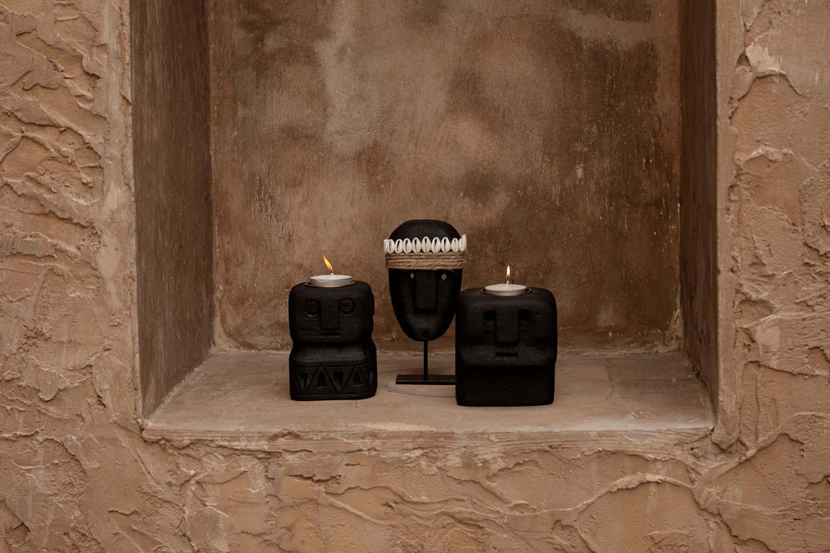Bazar Bizar Zandstenen Sculptuur Sumba Zwart 7 x 5 x 16 cm