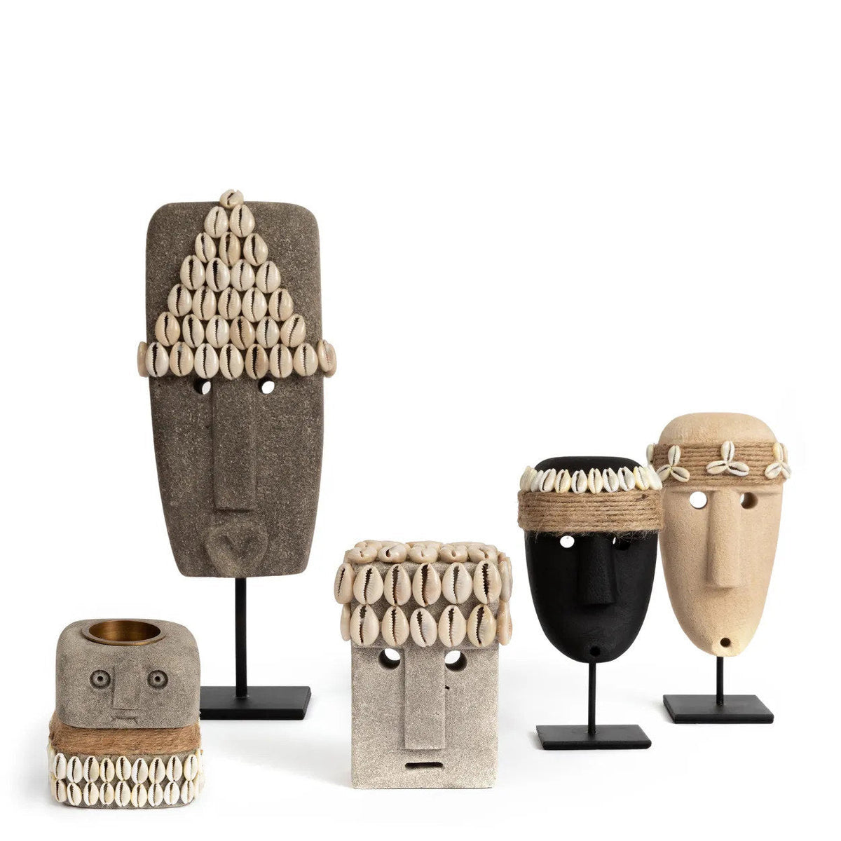 Bazar Bizar Zandstenen Sculptuur Sumba Zwart 7 x 5 x 16 cm