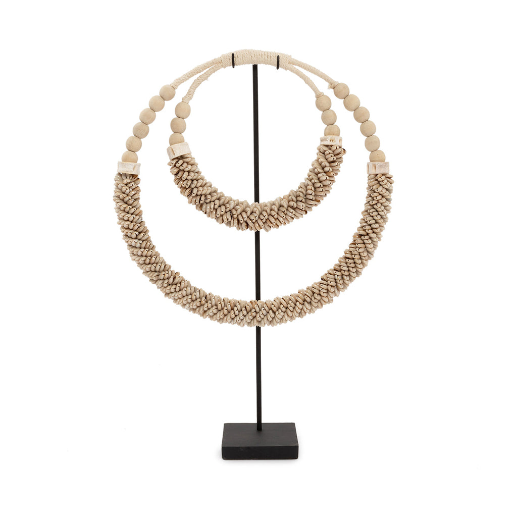Bazar Bizar Schelp Sculptuur Double Necklace Shell On Stand Naturel 35 x 10 x 55 cm
