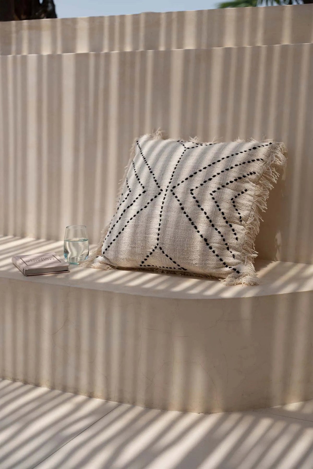 Bazar Bizar Housse de coussin En Coton Tribal Naturel/Noir 50 x 50 cm