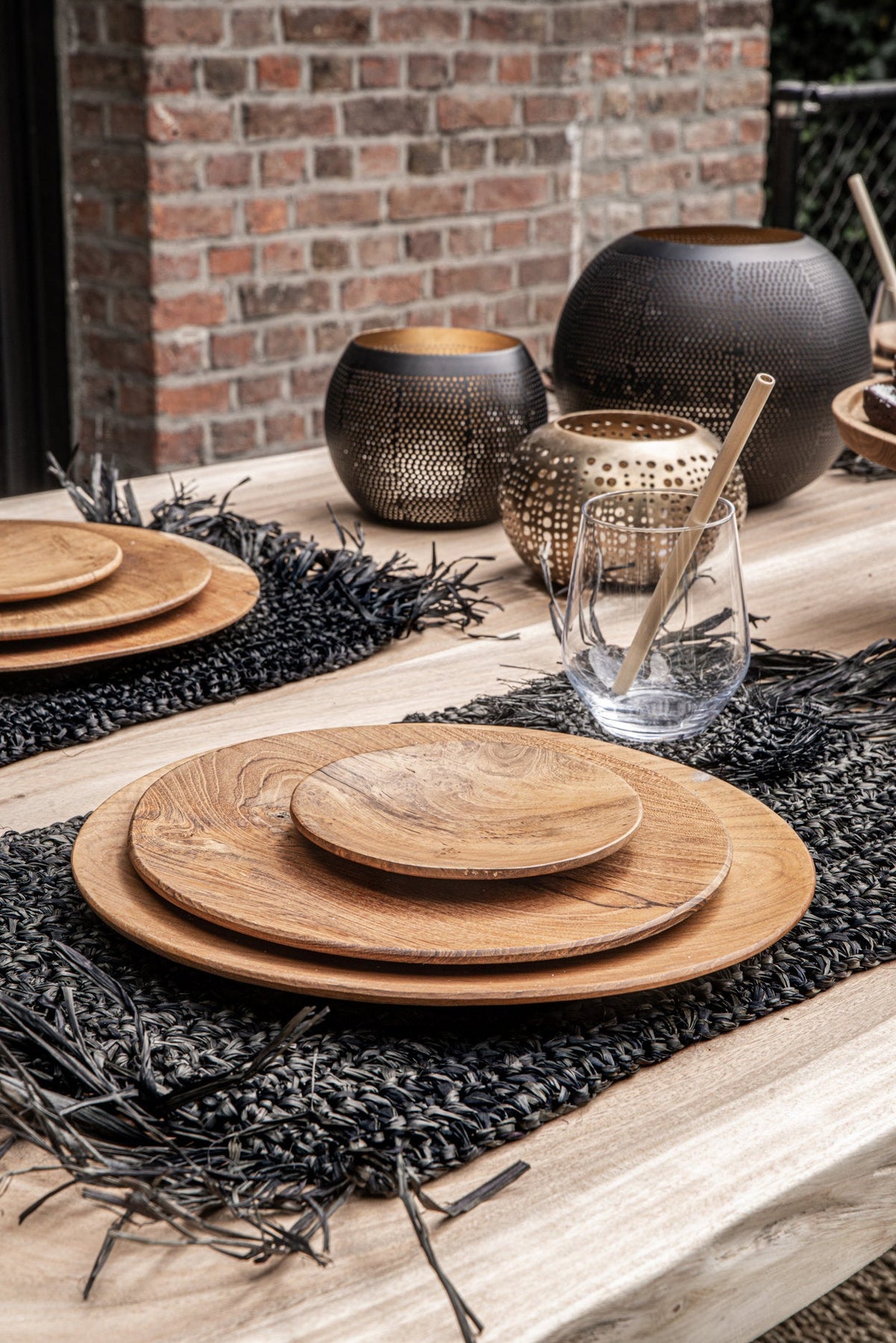 Bazar Bizar Messing Kandelaar Pierced Ball Zwart/Goud Ø22 x H19 cm