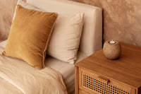 Bazar Bizar Housse de coussin En Velours Crush Jaune moutarde 50 x 50 cm
