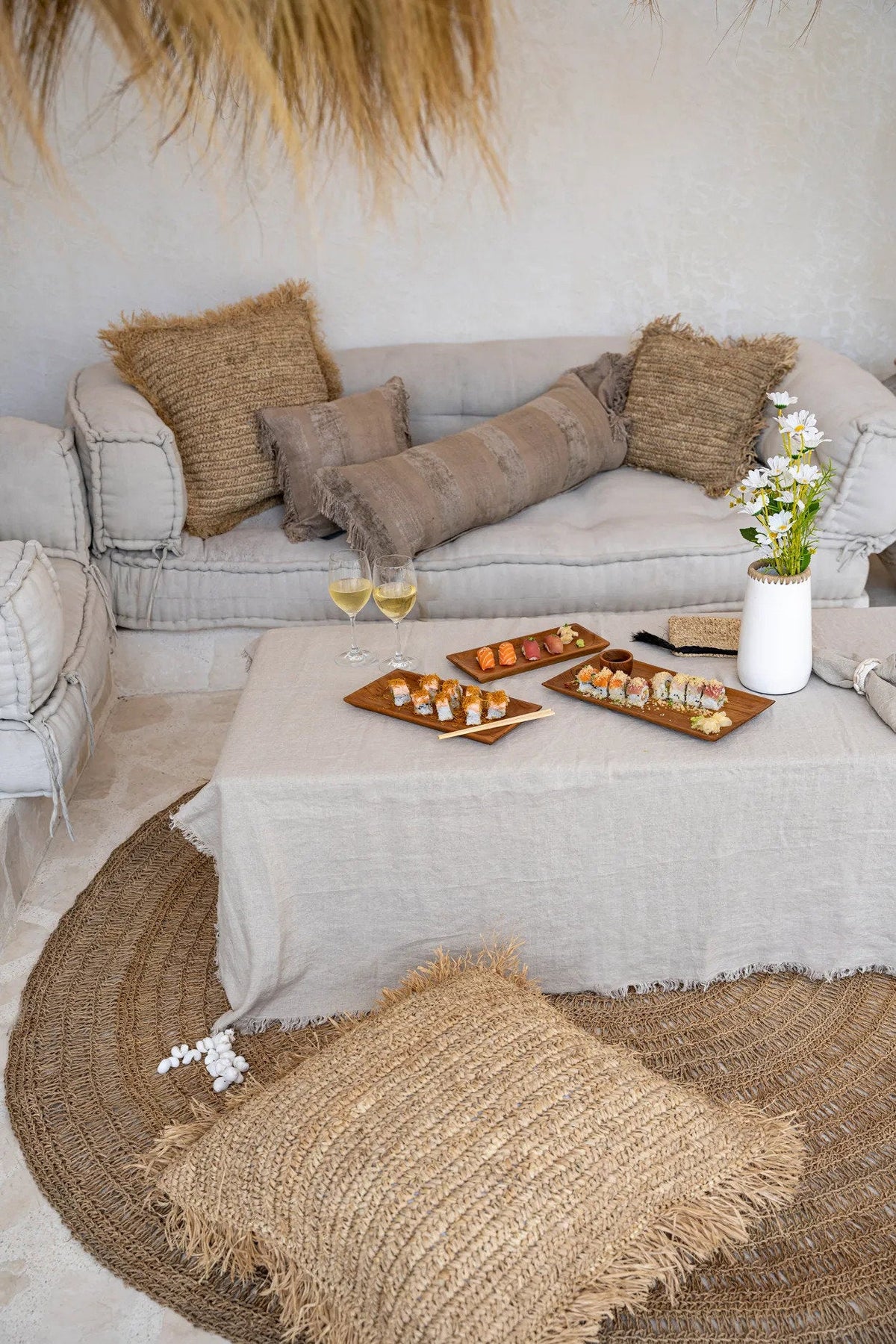 Bazar Bizar Housse de coussin En Velours Oh My Gee Béton 100 x 35 cm