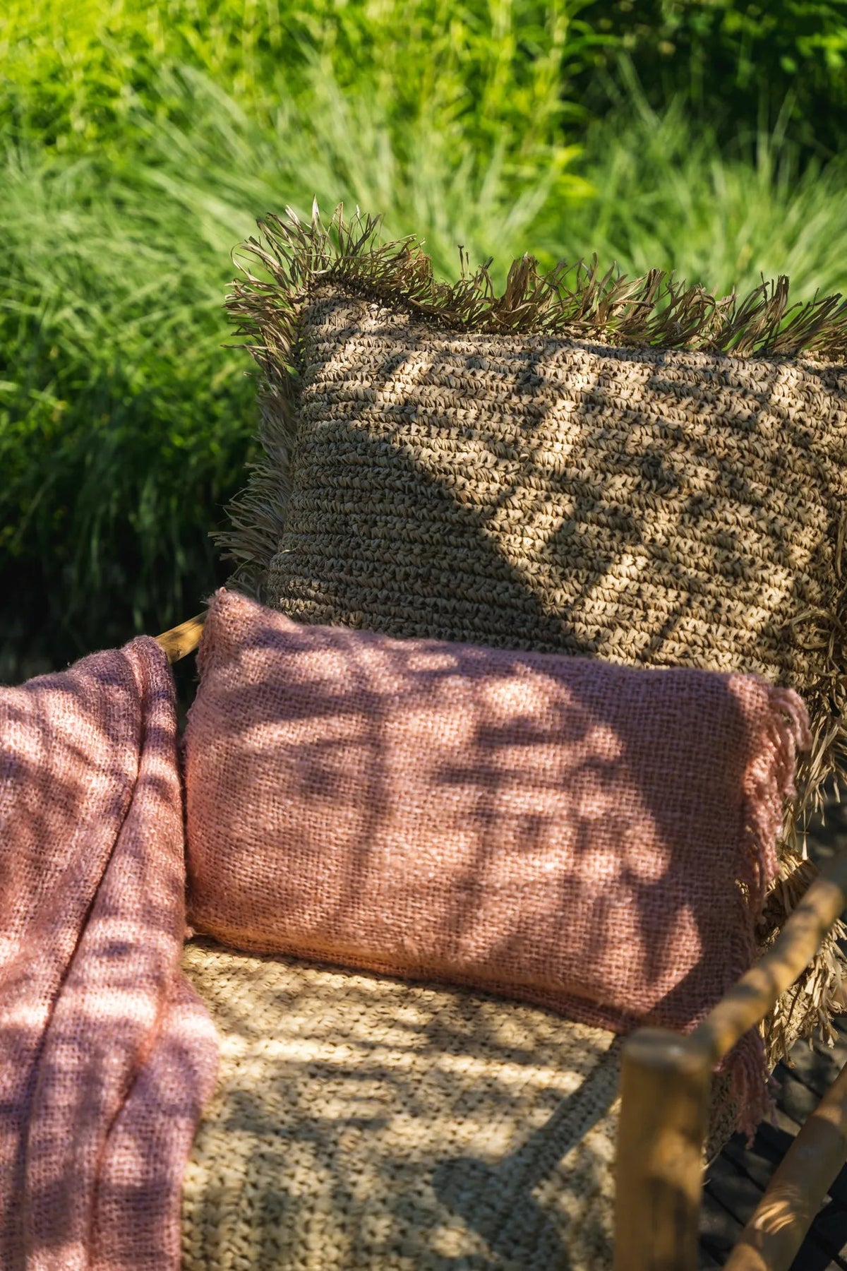 Bazar Bizar Housse de coussin En Coton Oh My Gee Rose 50 x 30 cm