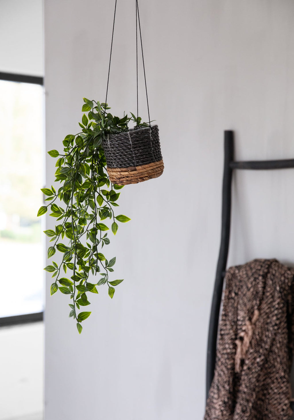 Bazar Bizar Bananenblad Plantenhanger Banana Naturel/Zwart Ø11 x H10 cm
