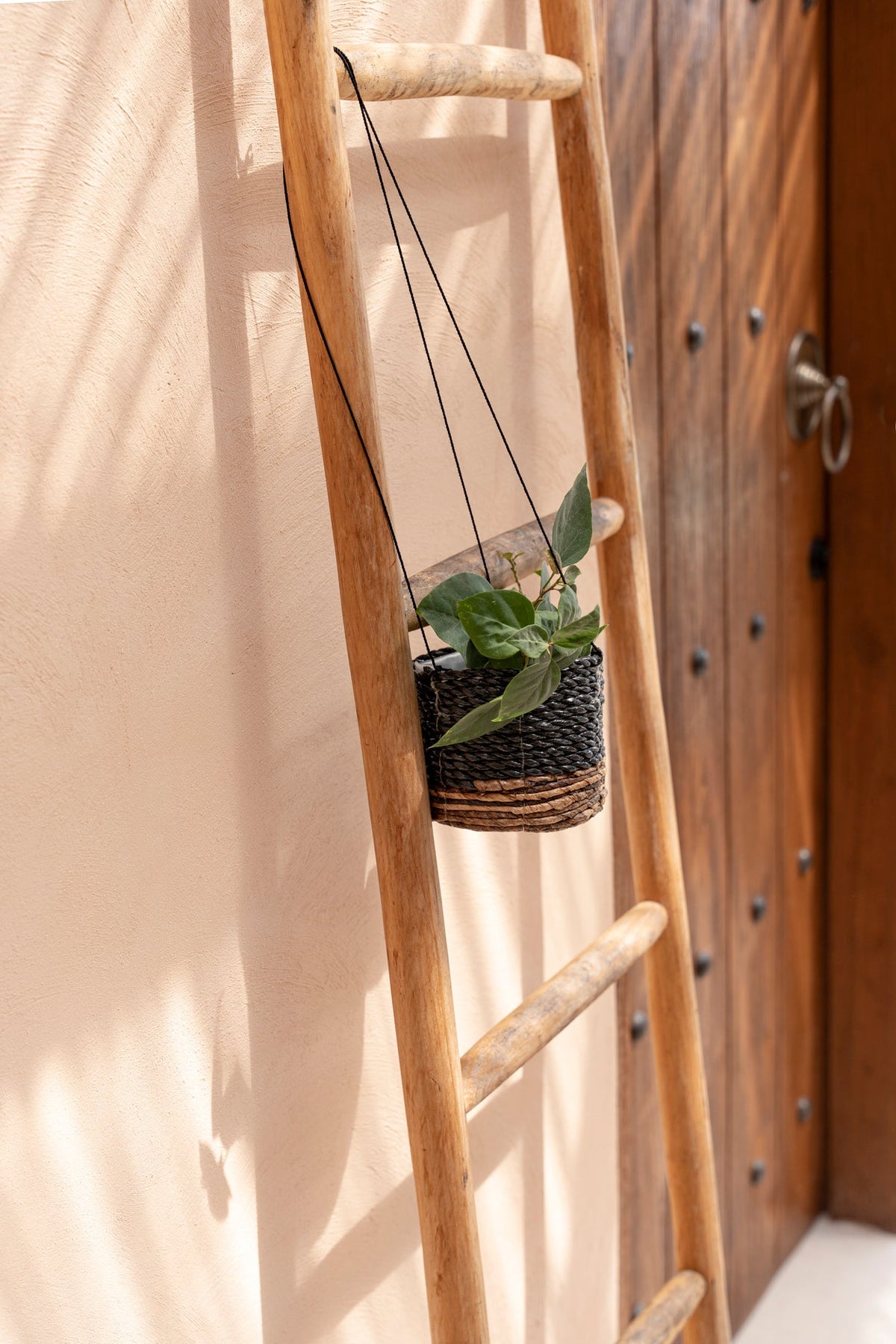 Bazar Bizar Bananenblad Plantenhanger Banana Naturel/Zwart Ø11 x H10 cm