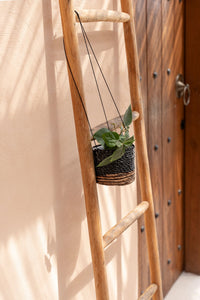 Bazar Bizar Bananenblad Plantenhanger Banana Naturel/Zwart Ø11 x H10 cm