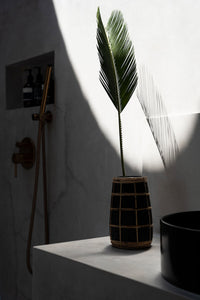 Bazar Bizar Vase En Terre Cuite Cutie Noir/Naturel Ø14 x H22 cm