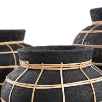 Bazar Bizar Vase En Terre Cuite Belly Noir/Naturel Ø33 x H27 cm