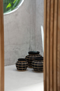 Bazar Bizar Vase En Terre Cuite Belly Noir/Naturel Ø29 x H23 cm