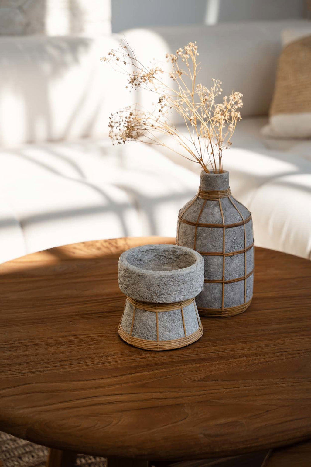 Bazar Bizar Vase En Terre Cuite Whoopy Béton/Naturel Ø13 x H24 cm
