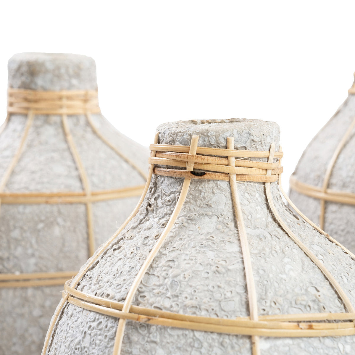 Bazar Bizar Vase En Terre Cuite Whoopy Béton/Naturel Ø13 x H24 cm