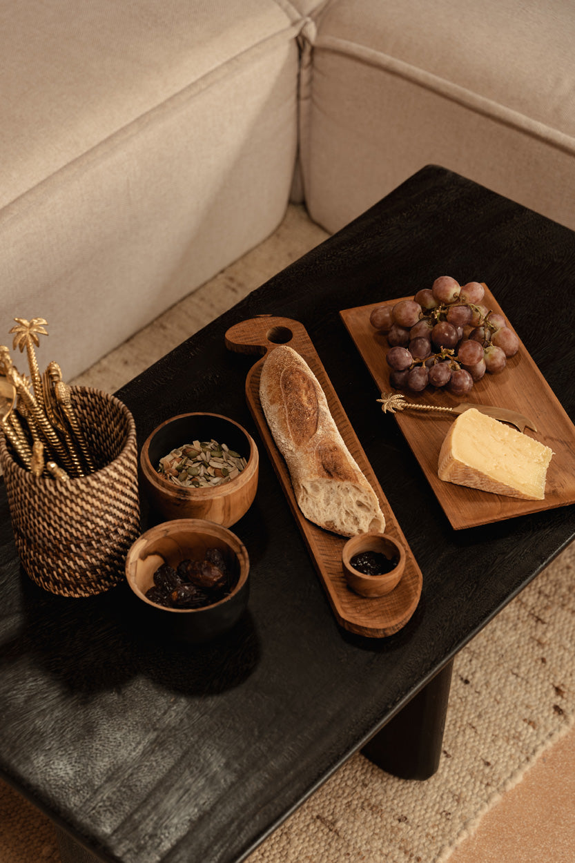 Bazar Bizar Plat de service En Bois de Teck French Bread Plate Naturel 45 x 9 cm