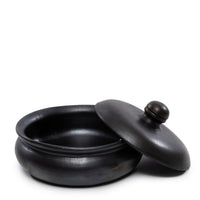 Bazar Bizar Plat à four En Terre Cuite Burned Curry Noir Ø24 x H15 cm